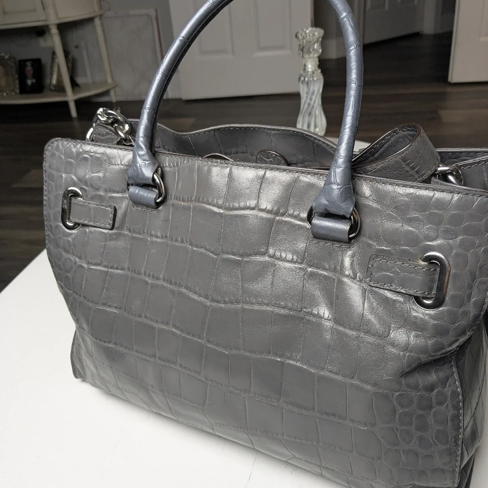 Open To Offers! Gray Leather Crocodile Embossed Michael Kors Shoulder Bag Large